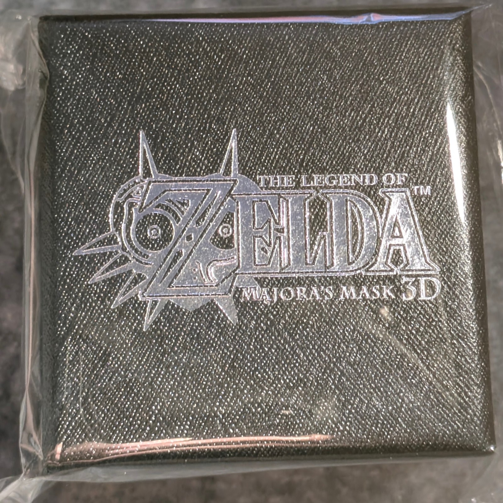 Promo Majora’s Mask 3D Metal Pin Badge, GameStop Pre-Order Bonus, Zelda Nintendo