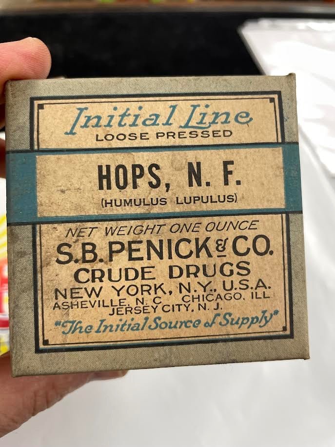 VINTAGE SEALED INITIAL LINES S. B. PENICK & CO CRUDE DRUGS Hops,N.F. In BOX