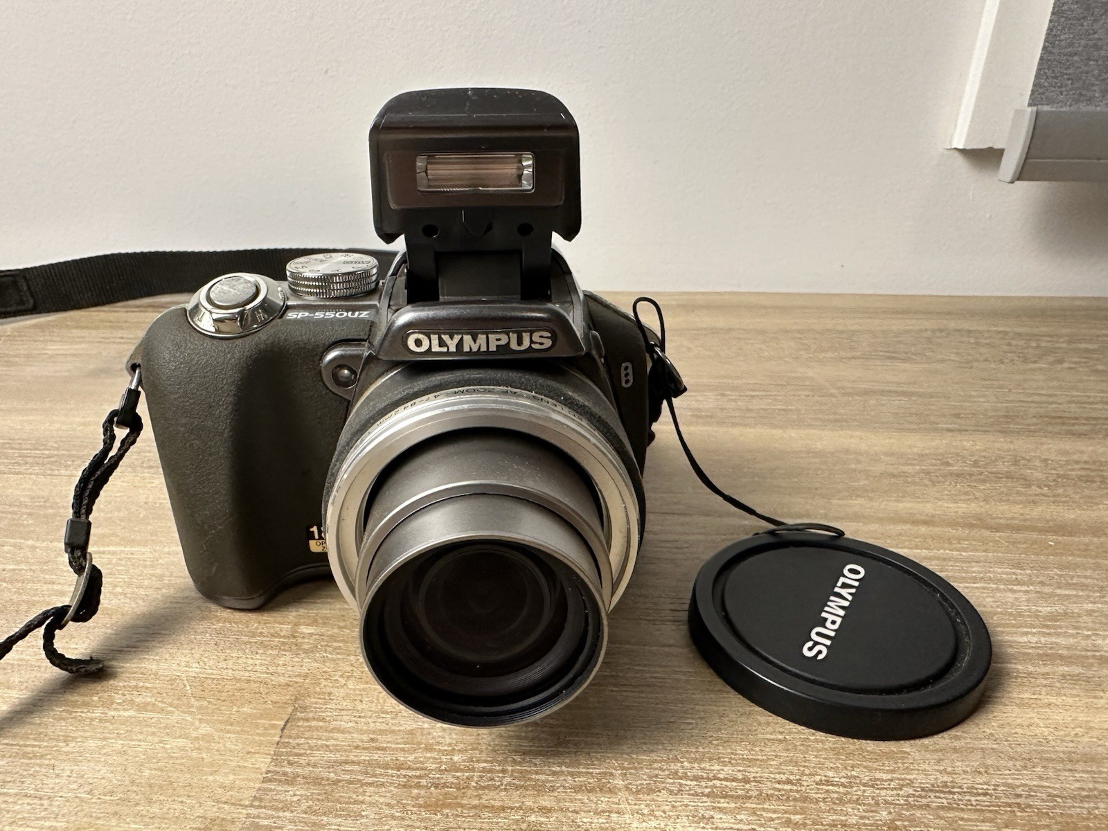 Olympus SP-550UZ Digital Camera 18x Optical Zoom – Tested