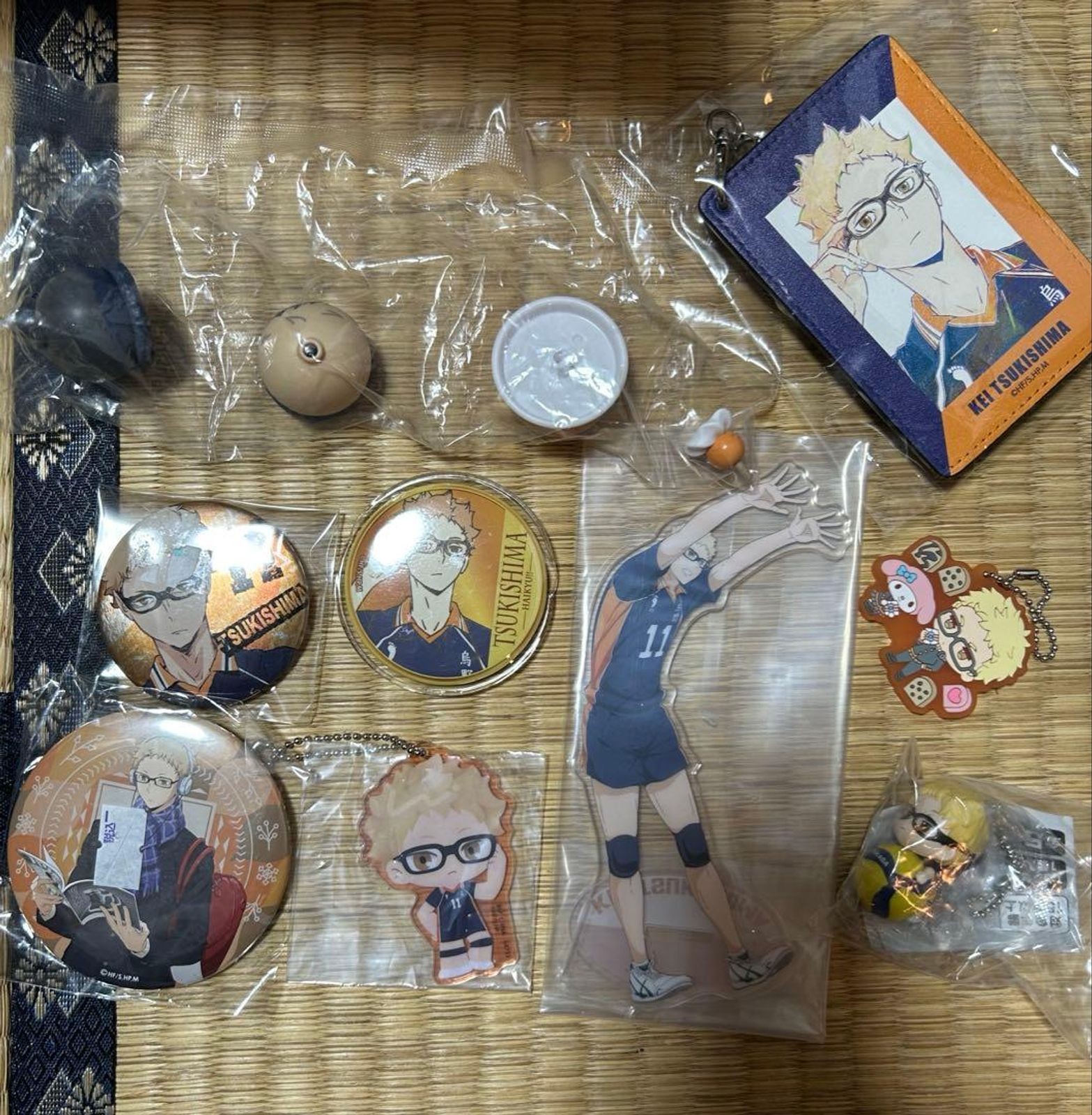 Haikyuu!! Kei Tsukishima Character Goods Set - Acrylic Stand, Badges & More