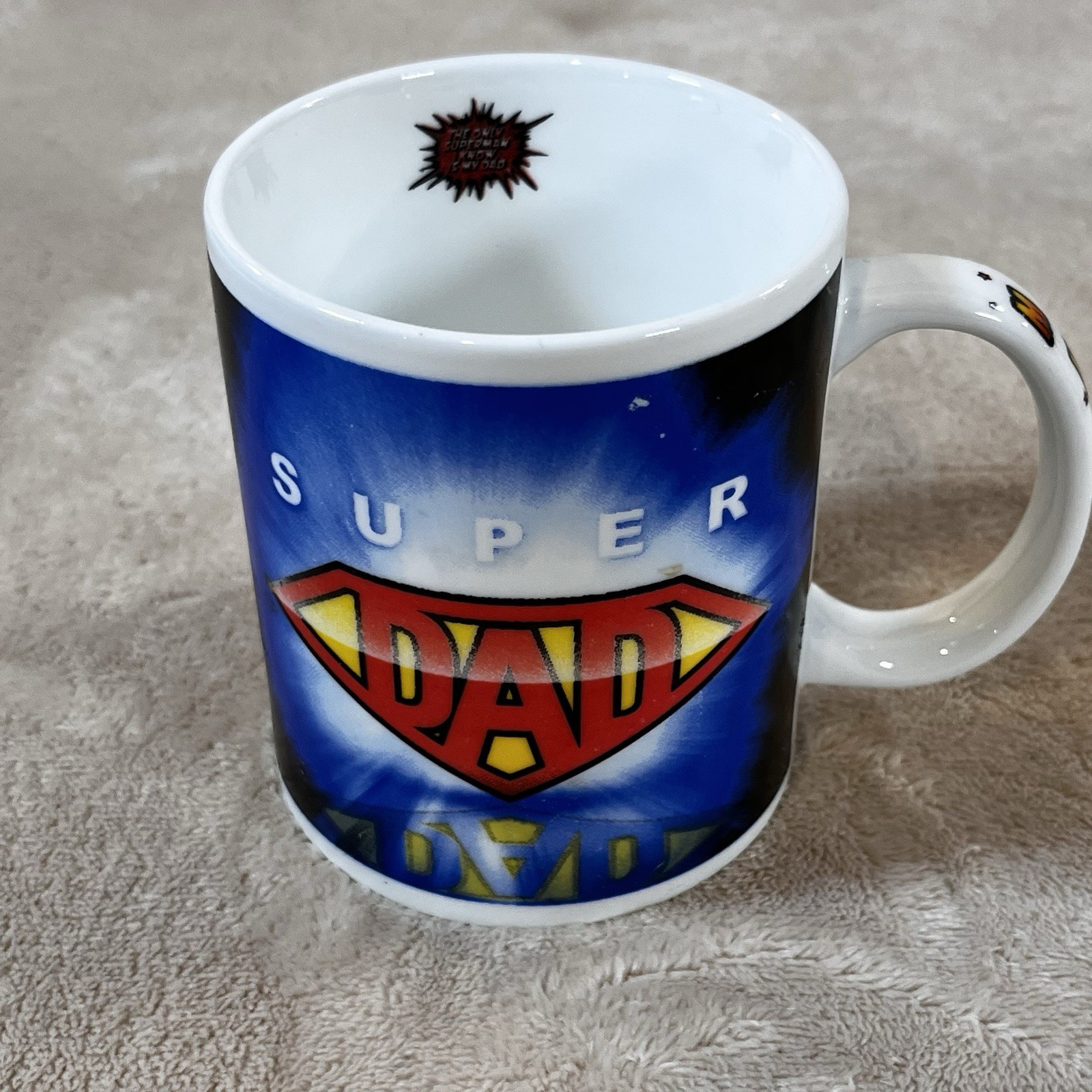 Super Dad" ceramic coffee mug.  