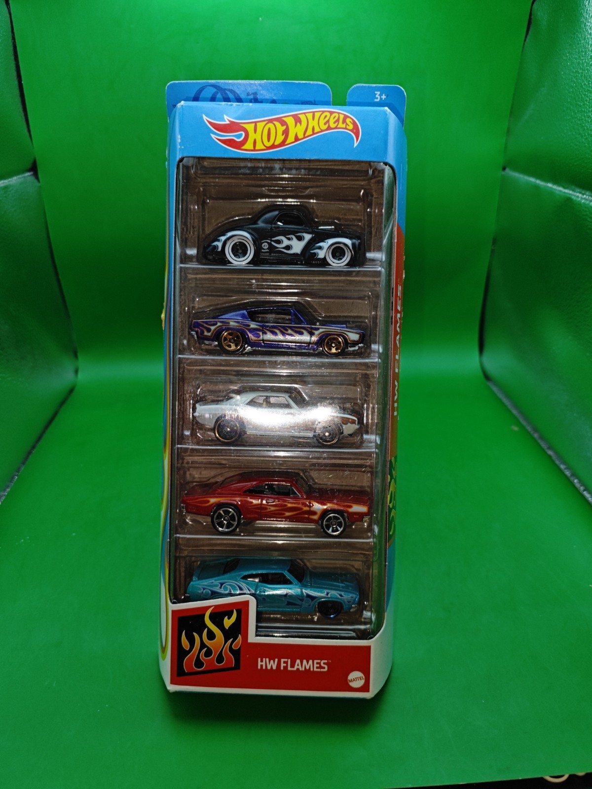 Hot Wheels HW Flames 5 Pack  Set (712)