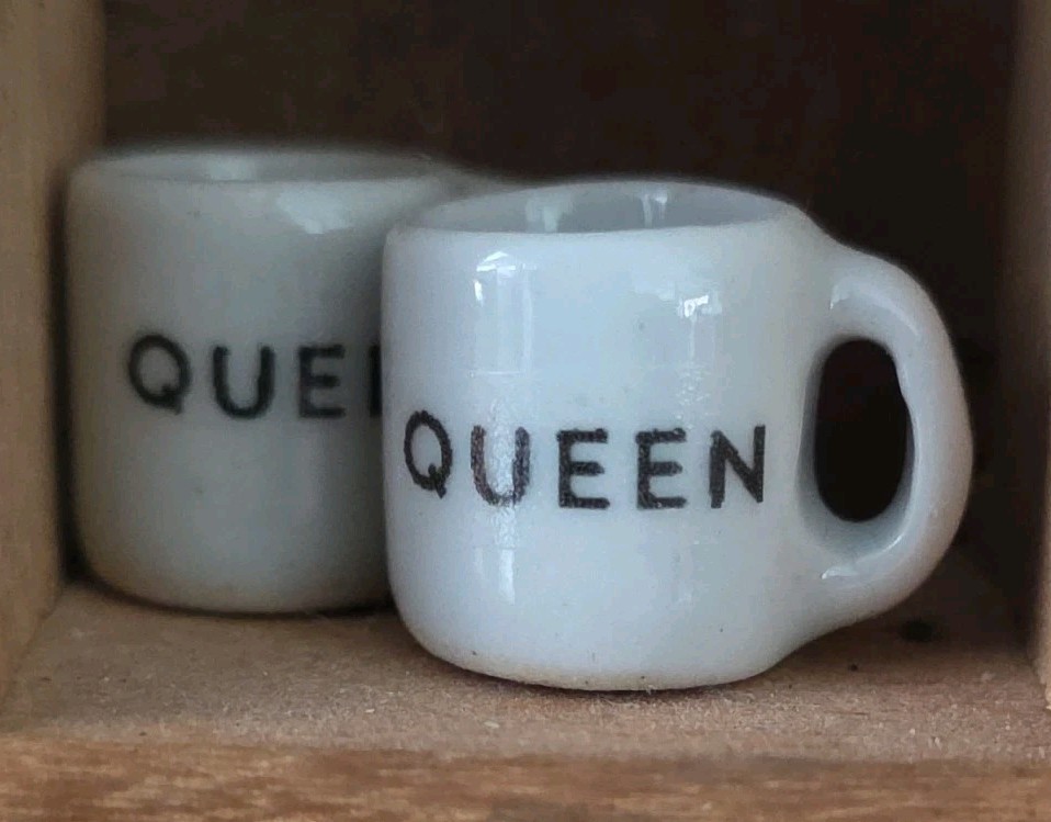 miniature coffee cup 1:12 scale - Ceramic -middle Finger