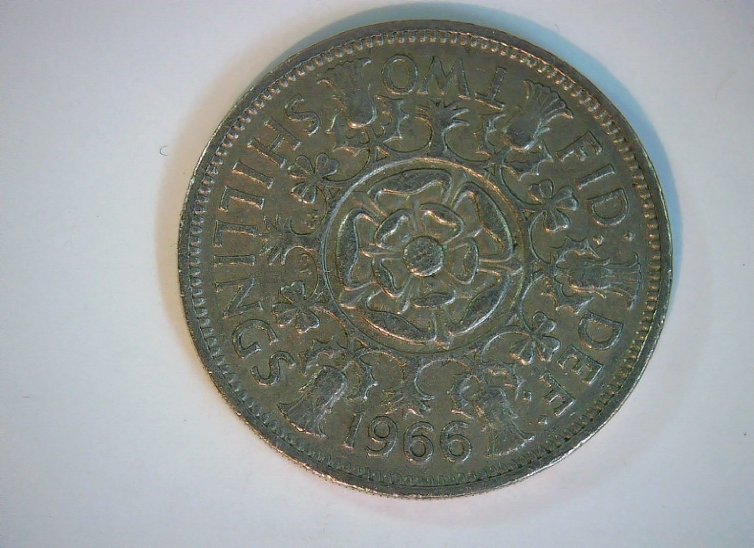 United Kingdom 1966 2 Shillings Elizabeth II Florin (English reverse) Coin