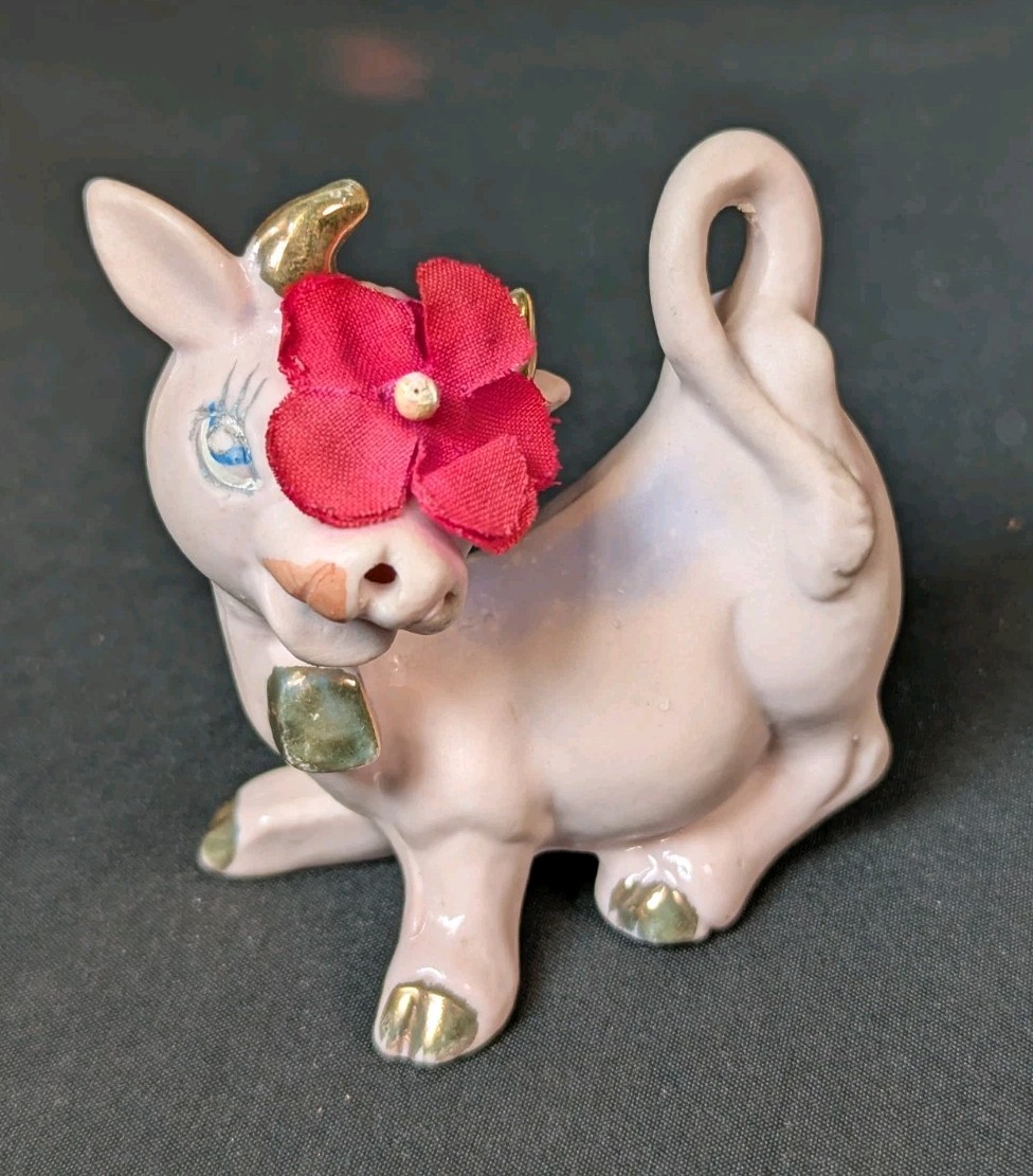 Vintage Handpainted Tilso Japan Purple Ceramic Cow With Flower Figurine 3"