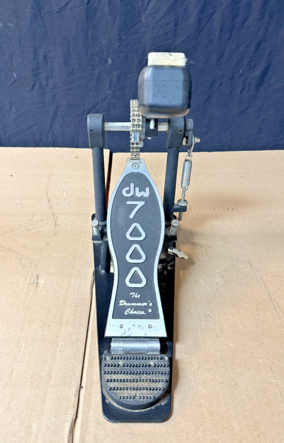 DW 7000 Series Single Bass Drum Pedal – Chain Drive – Used