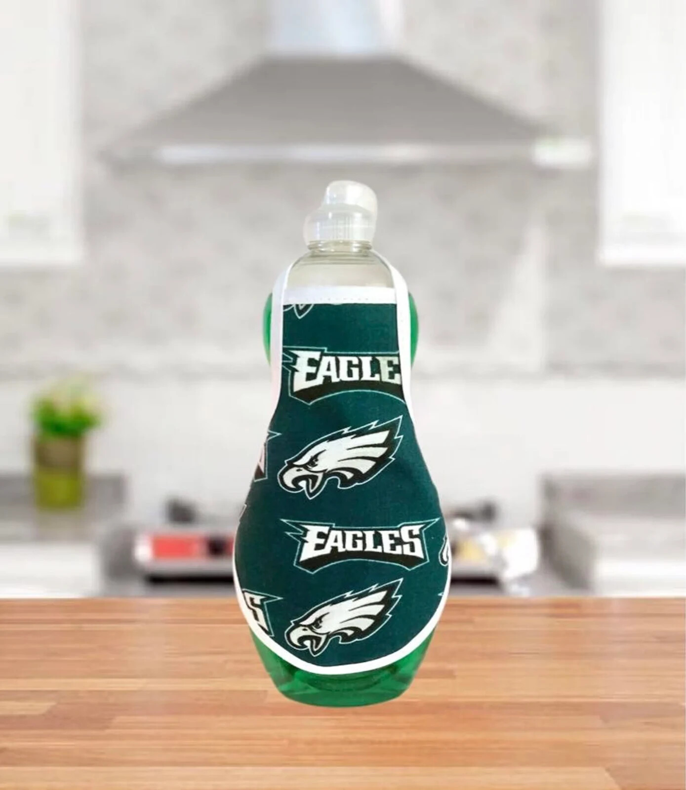 Philadelphia EAGLES NFL Kitchen Dish Soap Lotion Bottle Apron - fits 25 oz.
