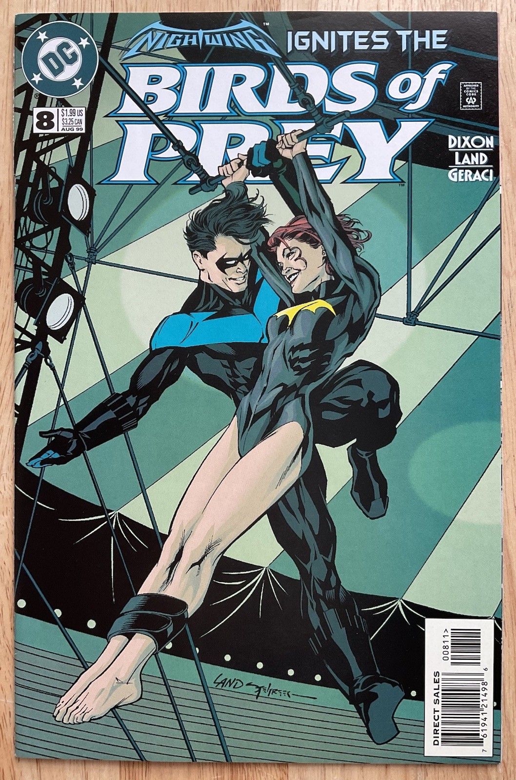 Birds of Prey #8 (DC Comics 1999) NM/NM+ Batgirl and Nightwing Kiss