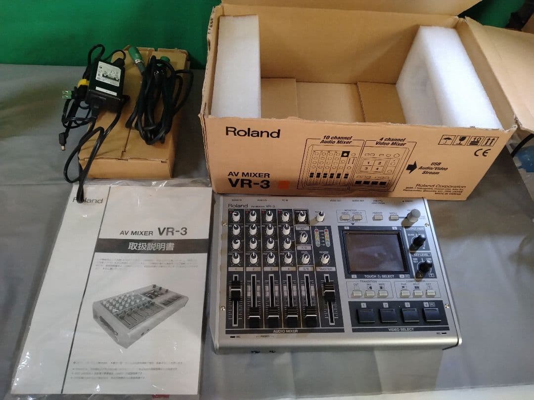 Roland VR-3 AV Mixer Video Switcher Live Streaming Audio Mixer Tested from japan
