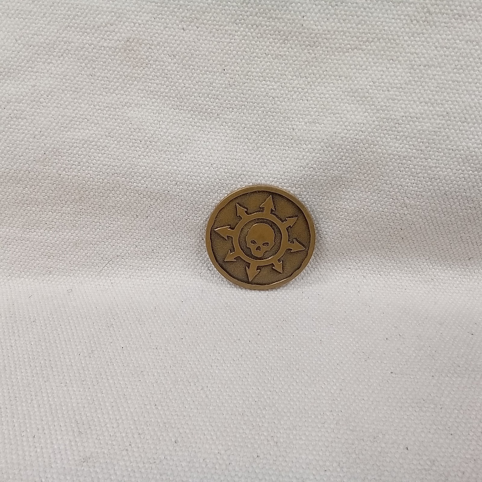 Warhammer 40k collectible coin, Realm of Chaos