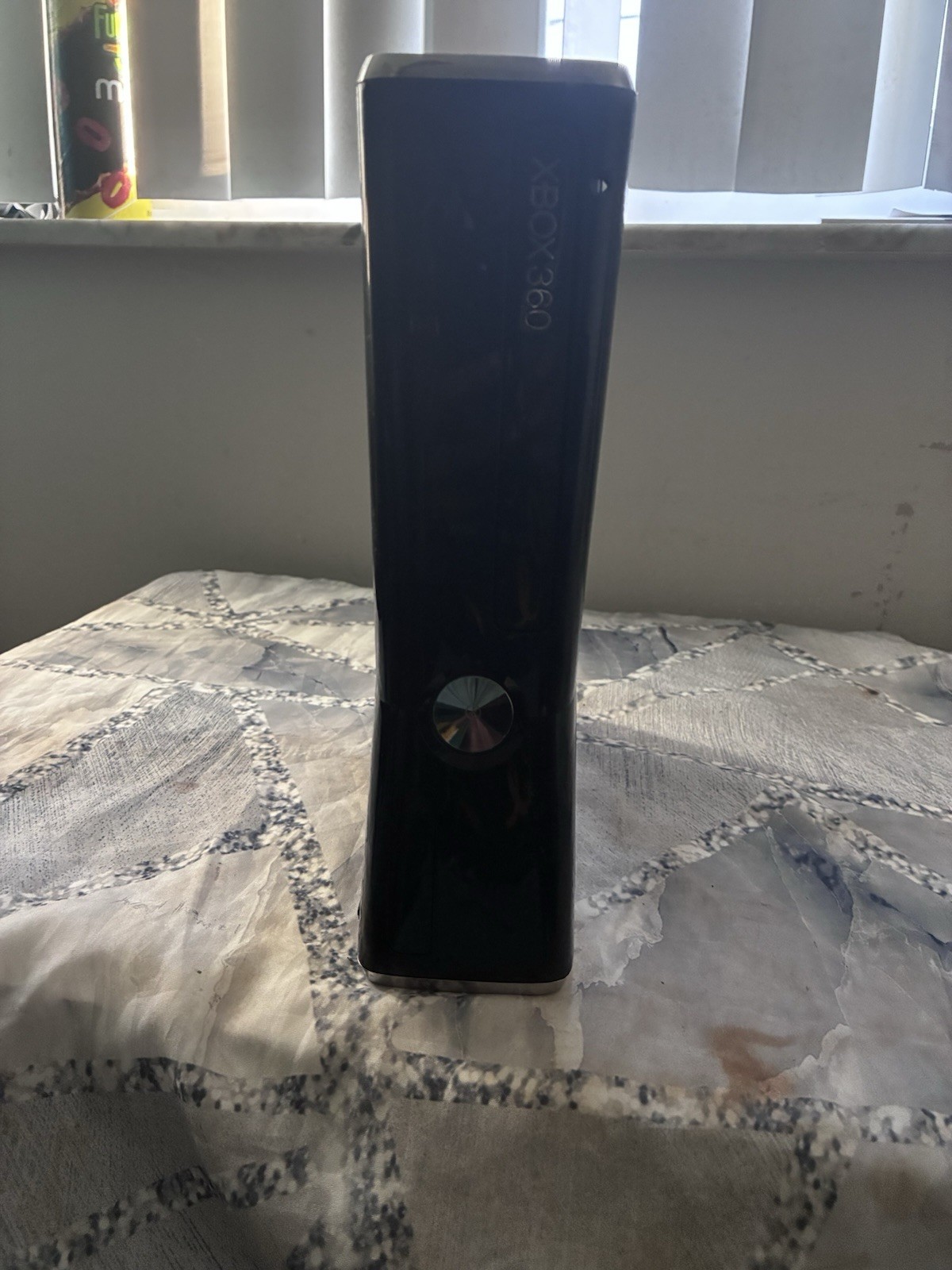 Microsoft Xbox 360 Console, 2 Controllers, Halo 4 Game, HDMI Cable