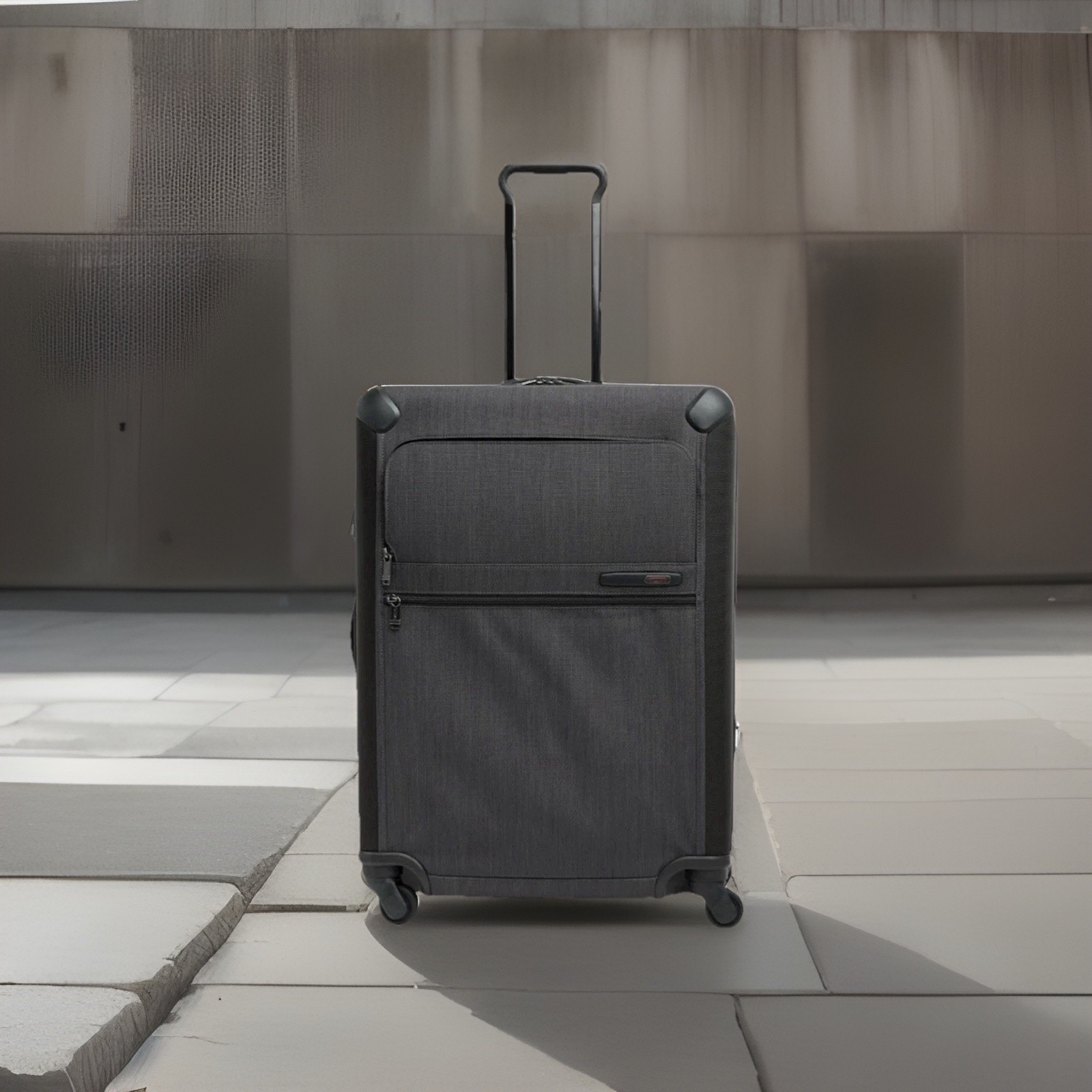 TUMI Alpha Short Trip Expandable 26" 4 Wheel Packing Case Grey MSRP $1050 NWT