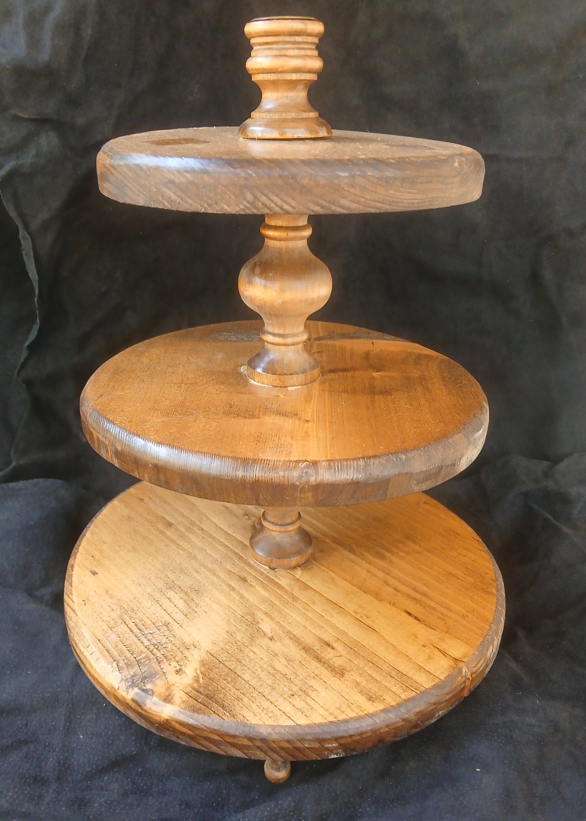 Vtg3TierWoodLazySusanCakeShelfHandmadRetro60s70sRound15"GrannyCoreTrinketStand