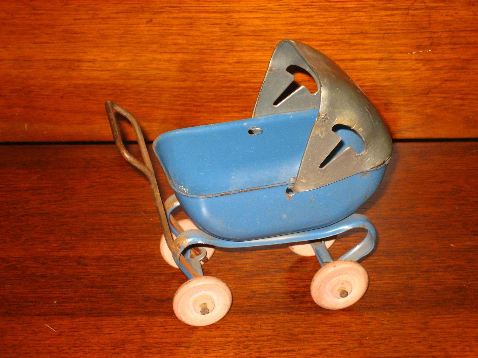 Vtg. Blue Metal Toy Baby Buggy Stroller Carriage w/ wood wheels USA