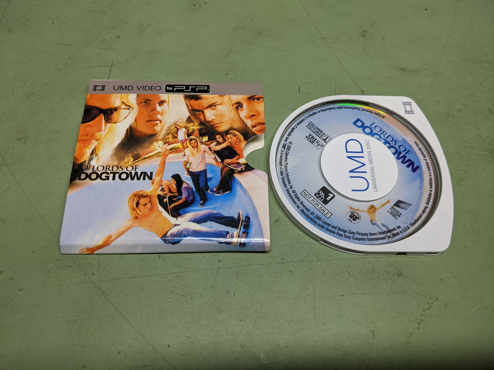 Lords of Dogtown [UMD] Sony PSP Disk and Case