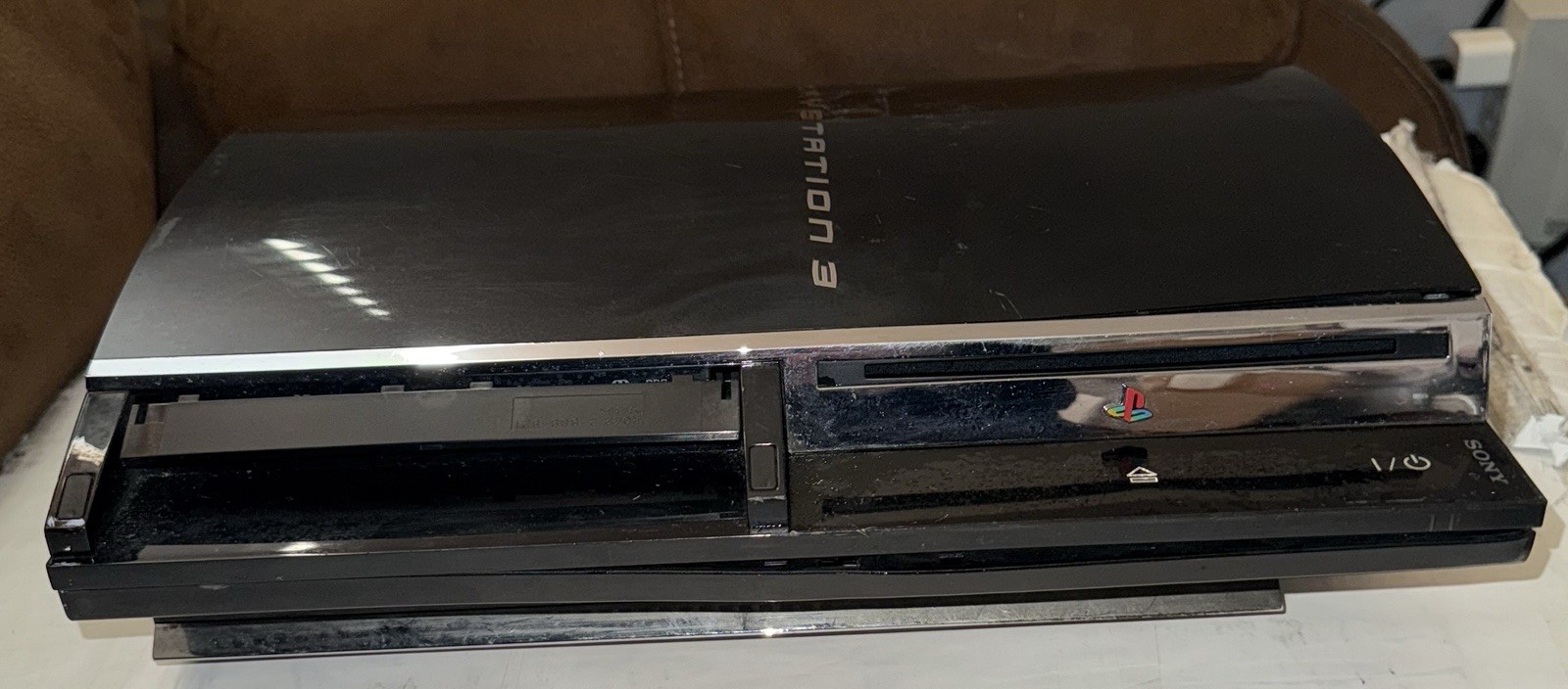 Sony Playstation 3 PS3 Backwards Compatible NEEDS REPAIRS POWERS ON NO PICTURE