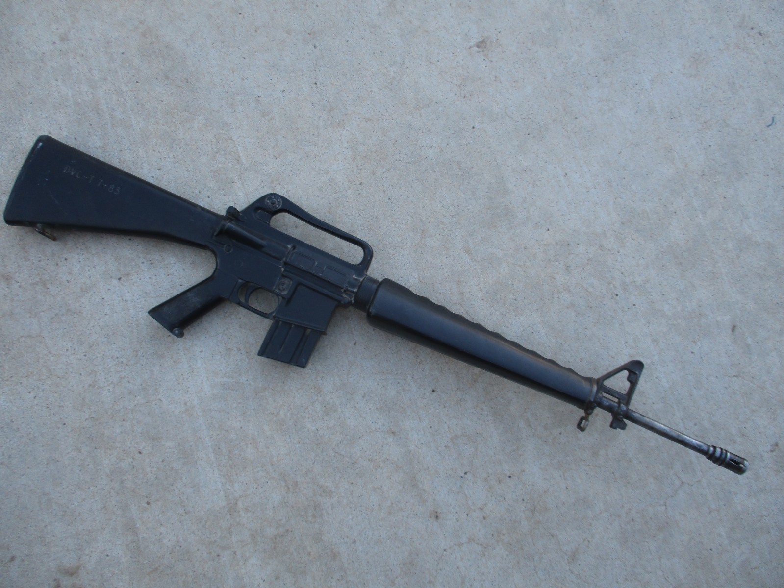 GI Issue Rubber Duck M-16 Solid Training Rifle, Drill Rifle, Rubber Ducky