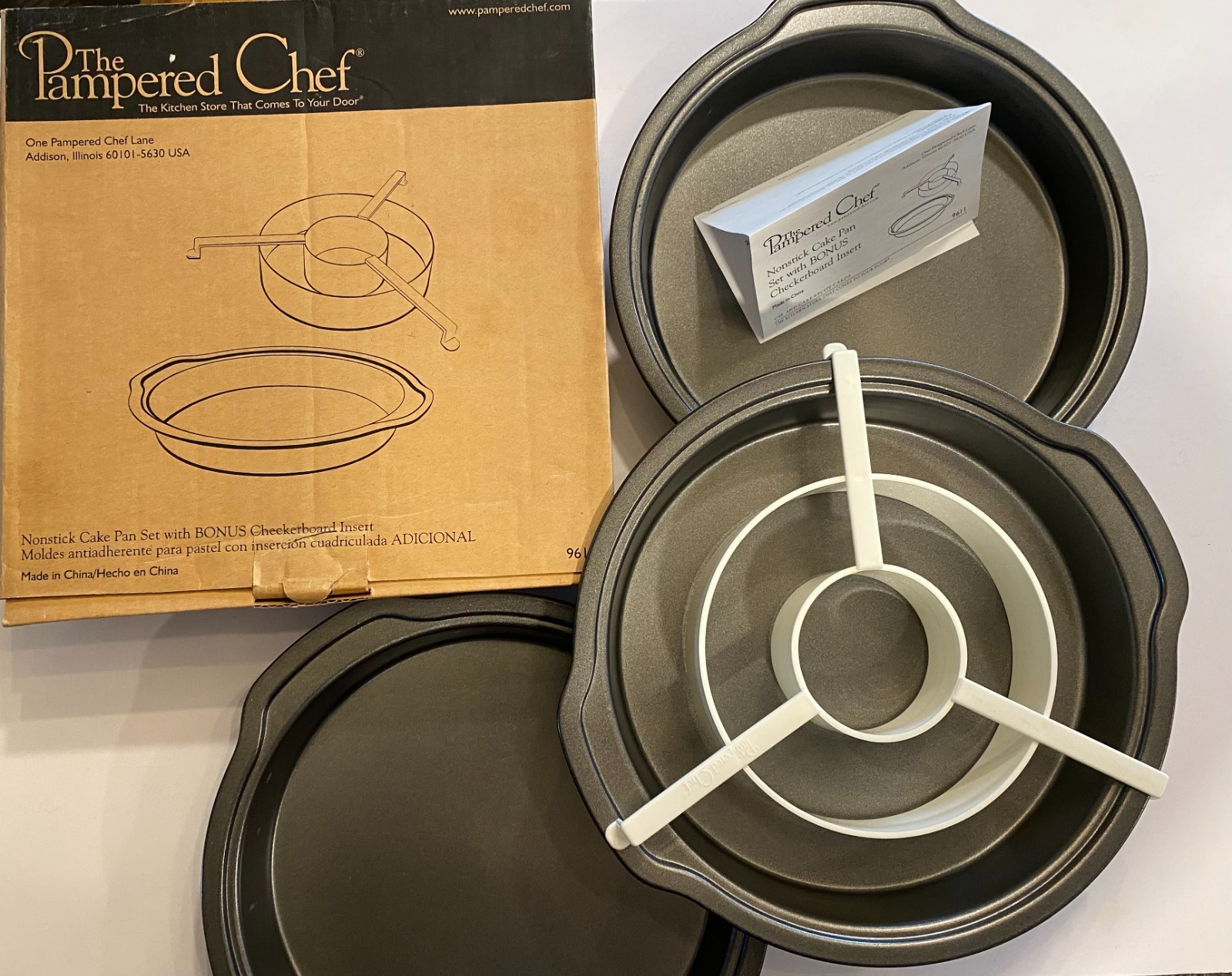 Pampered Chef 3 Non-stick 9" Cake Pans with Checkerboard insert #9611 