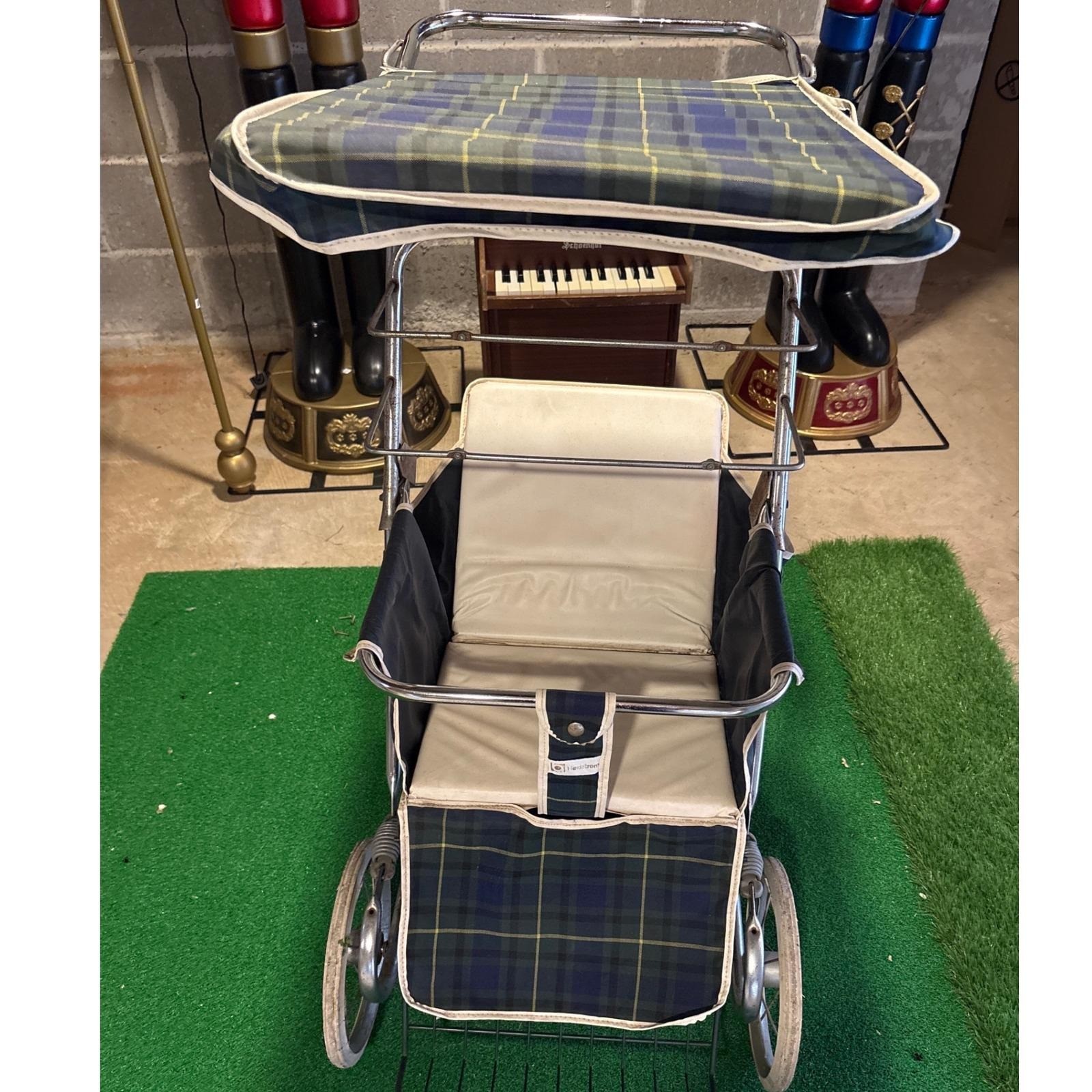 Hedstrom 1970's Vintage Baby Pram Stroller Classic Plaid Canopy Chrome