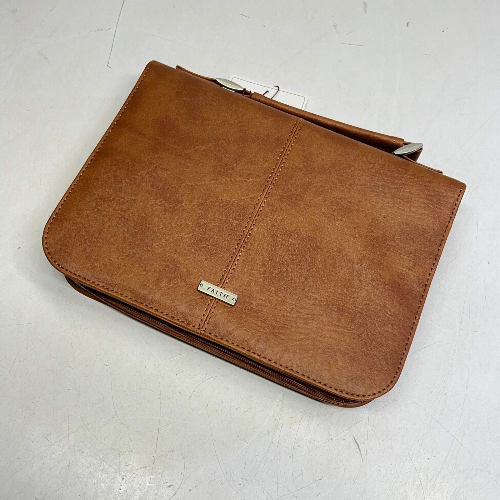 CHRISTIAN ART GIFTS Faux Leather Bible Cover W/ Badge 7"x10" Honey-Brown BBL541