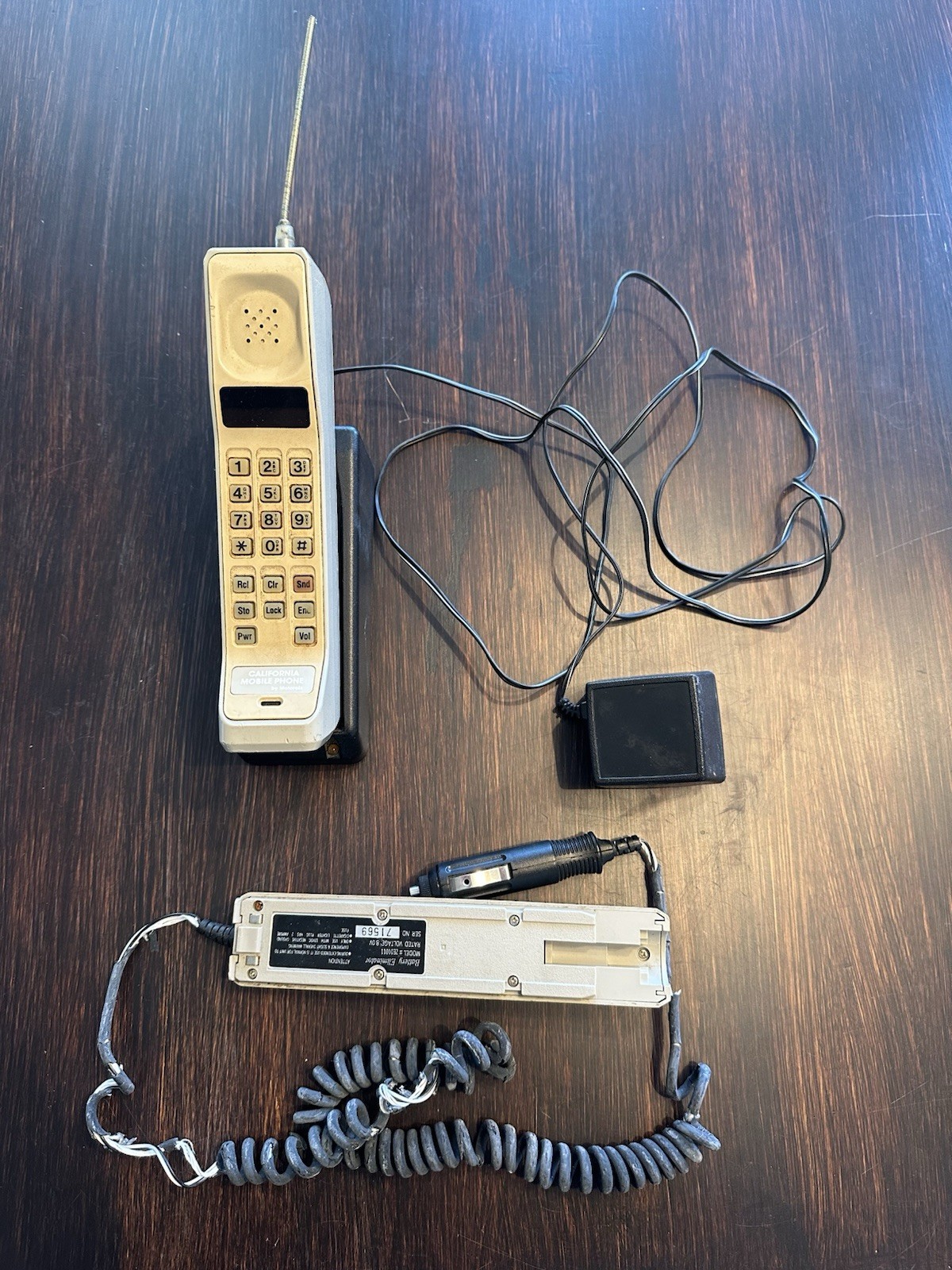 Rare Vintage Motorola Dynatac 8000H Brick Cell Phone W/Chargers F09LFD8458DC