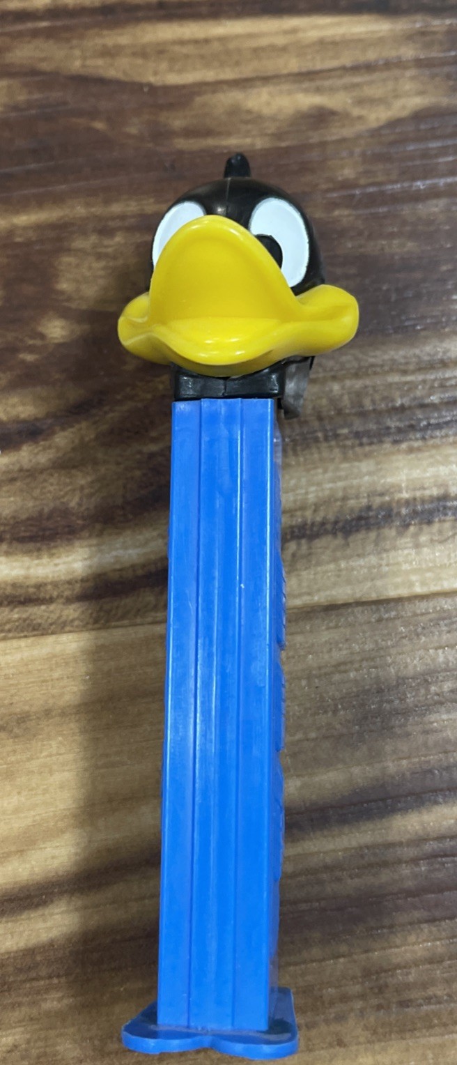 Looney Tunes Daffy Duck Blue Base 1978 w/ Feet Pez Dispenser 
