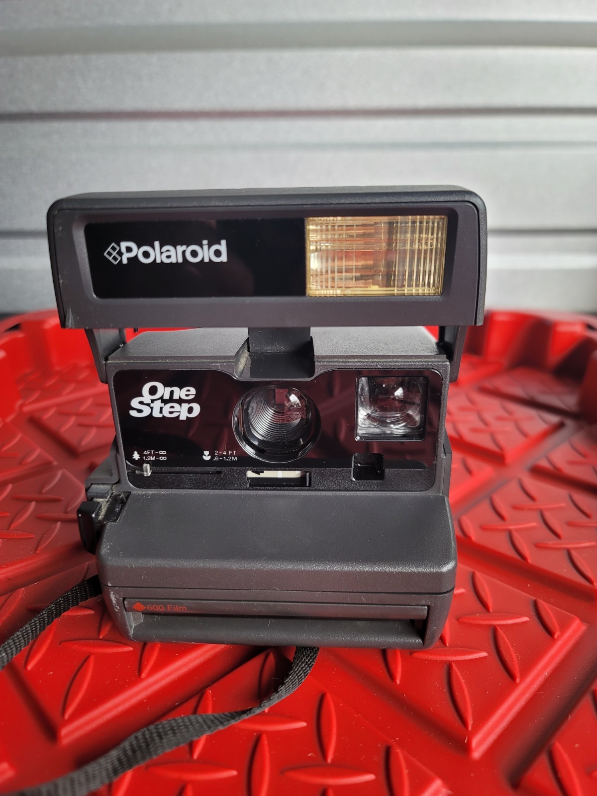 Polaroid Camera 600 One Step Vintage Working.