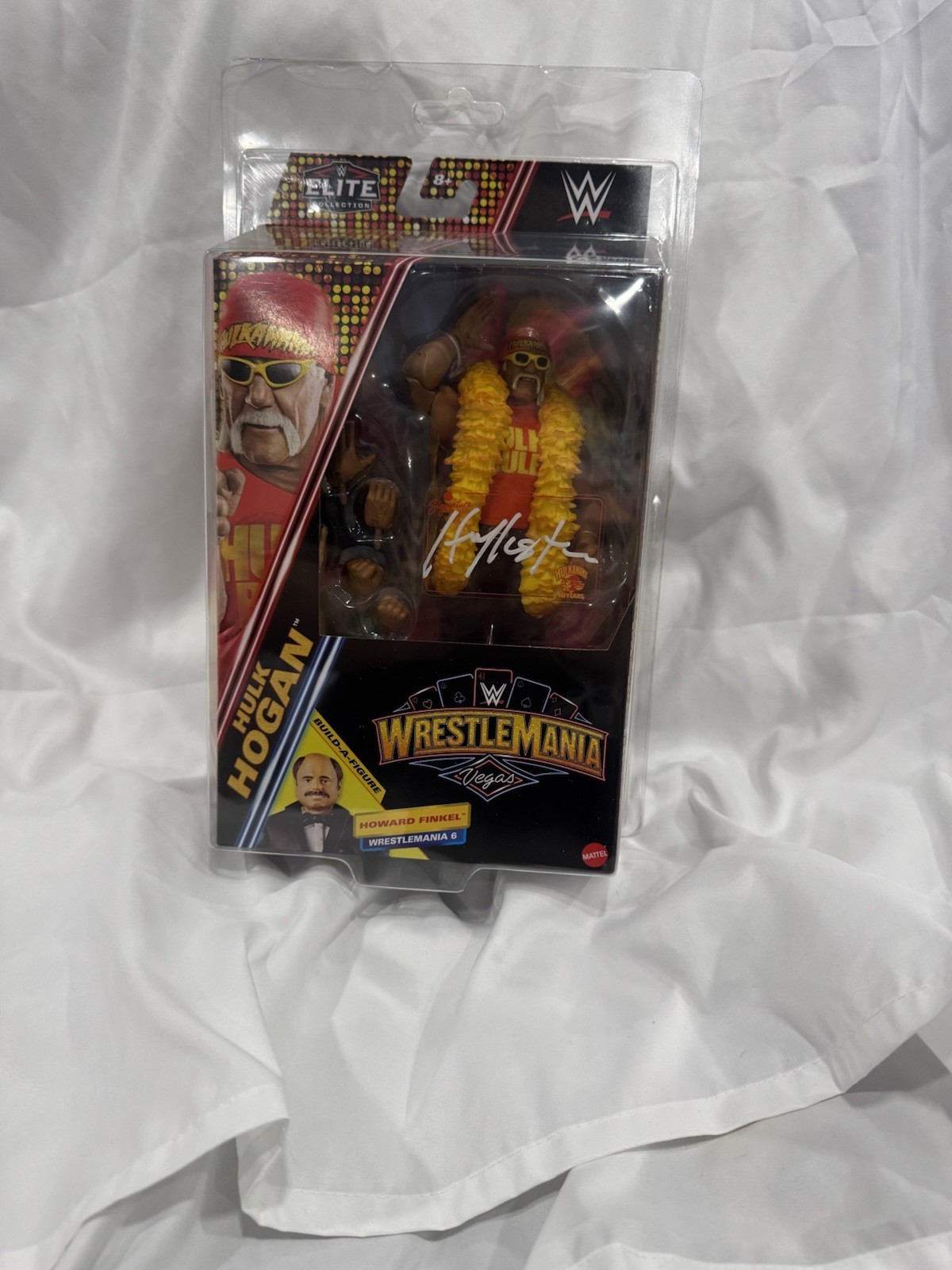 WWE Elite Collection Premium Live Event Hulk Hogan Action Figure SIGNED - NEW