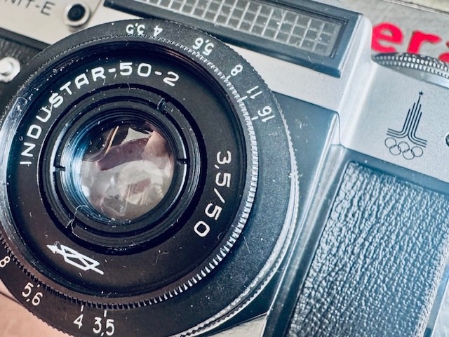 Zenit E + M42 Industar-50-2 3.5 50Mm Case - Olympic Games Moscow 1980 & Case