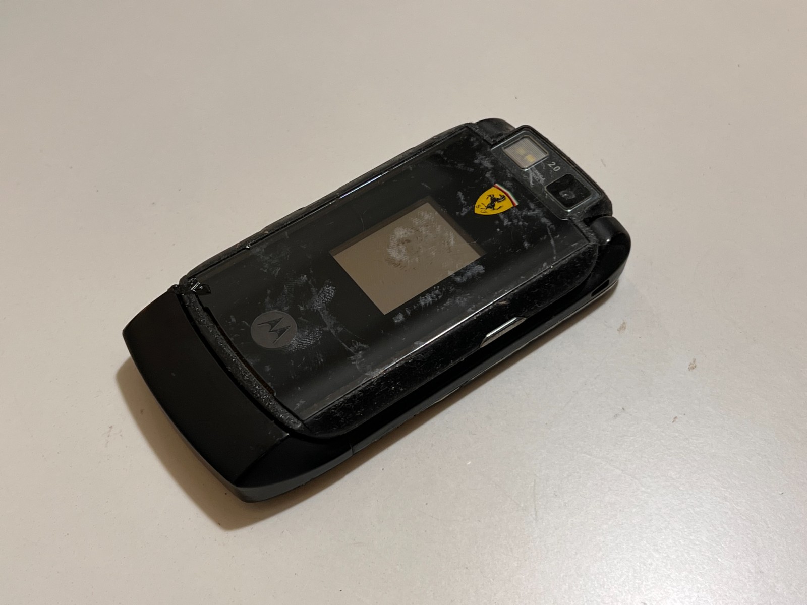 MOTOROLA RAZR V6 Ferrari Limited Mobile Phone Black  - vintage cell phones