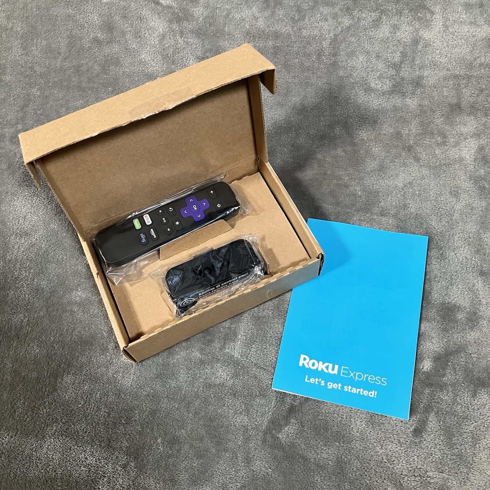 Roku Express 3700XB Version 7.5.1 - 2017 - Streaming Media Player Open Box