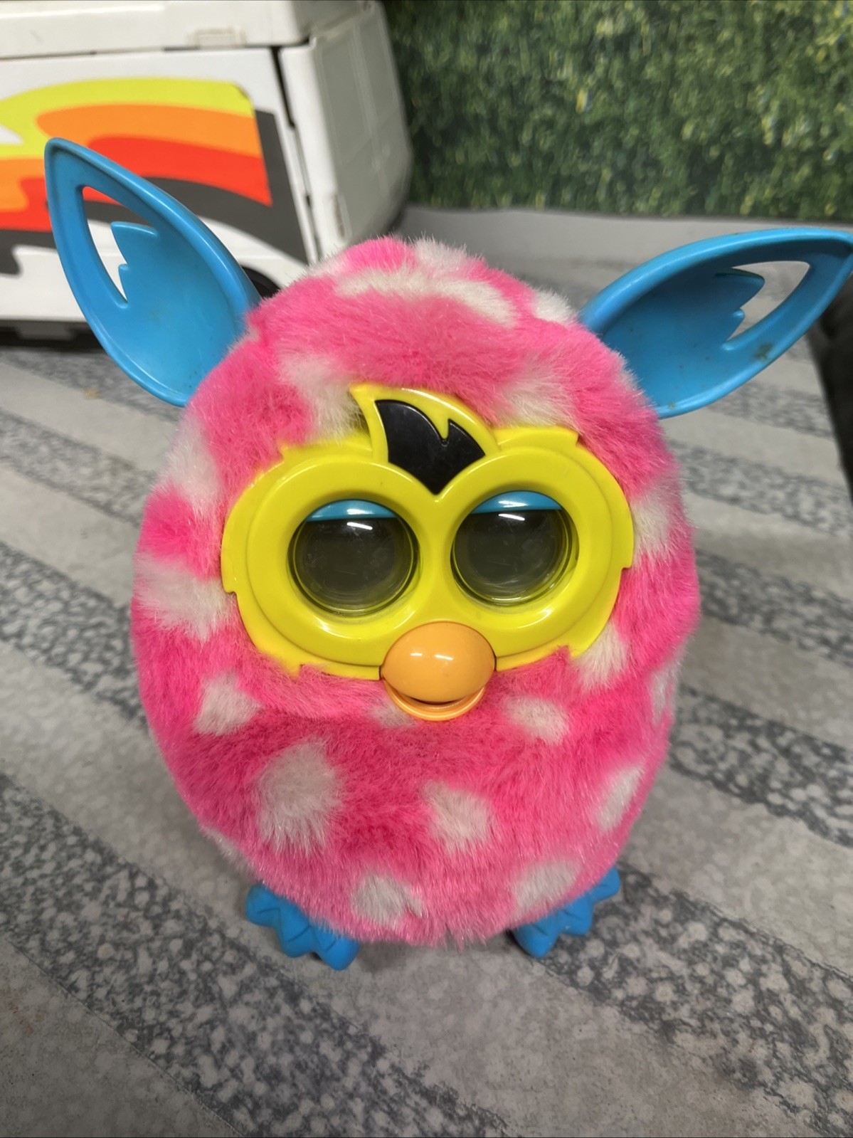 Furby Boom Pink White Spots! 2012 Hasbro (does not come with batteries) (works)