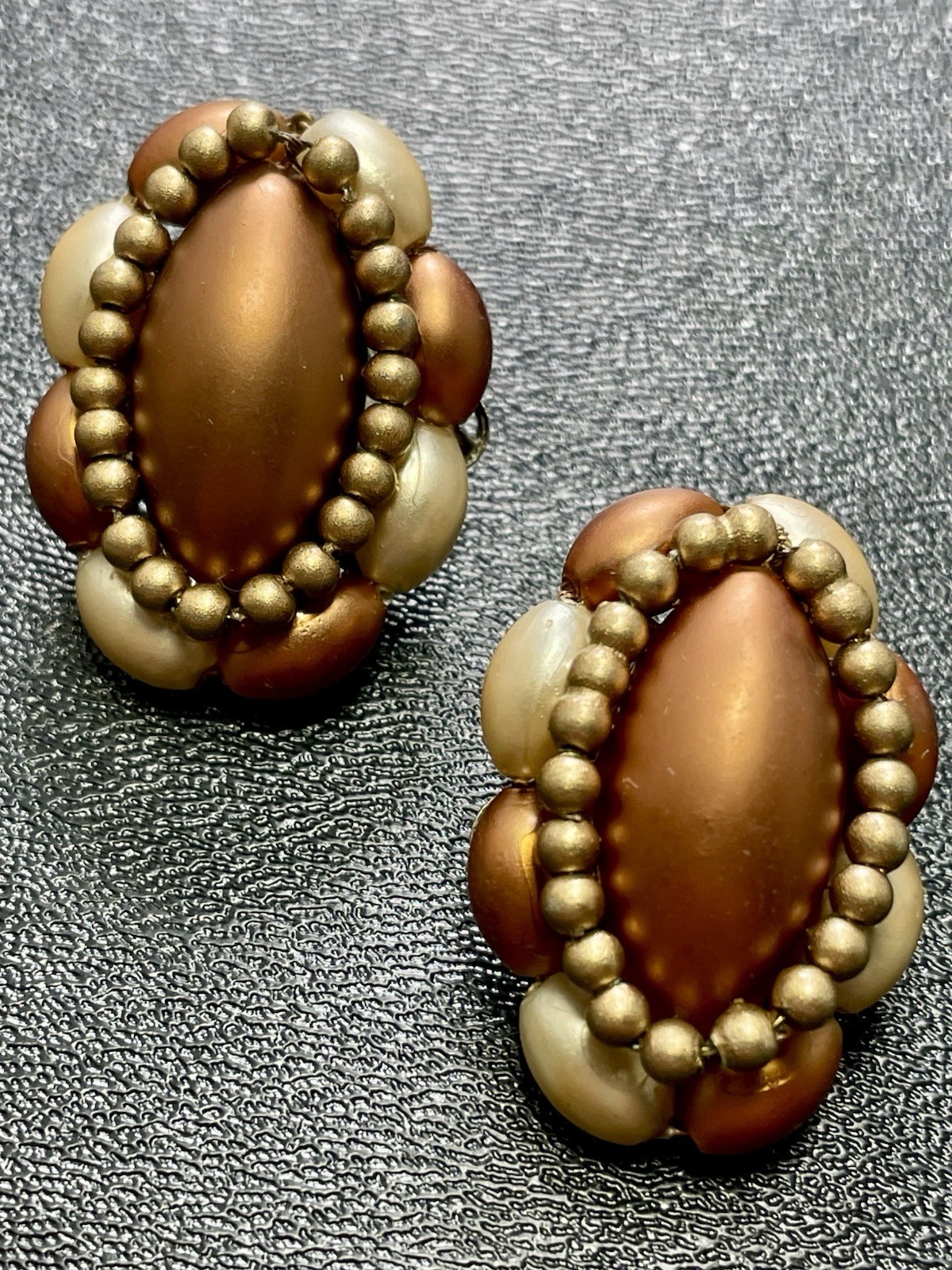 Vintage 1.4” Brown Beaded Cluster Flower Retro Clip Earrings