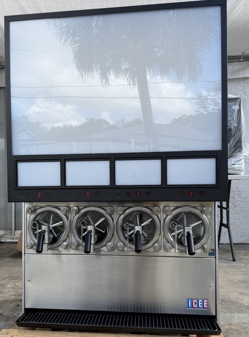 Cornelius Viper 4 Frozen Drink Machine, Four Flavor Barrels, Slushie, Slurpee