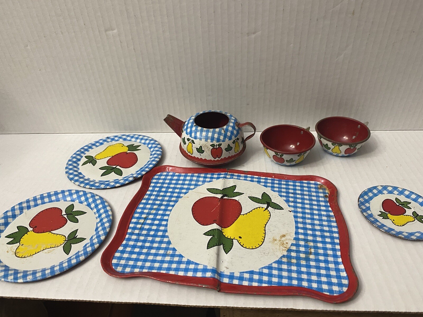 Ohio Art Co Tin Litho Apples Pears Childrens Tea Set Play Dishes 7 pieces 1950's