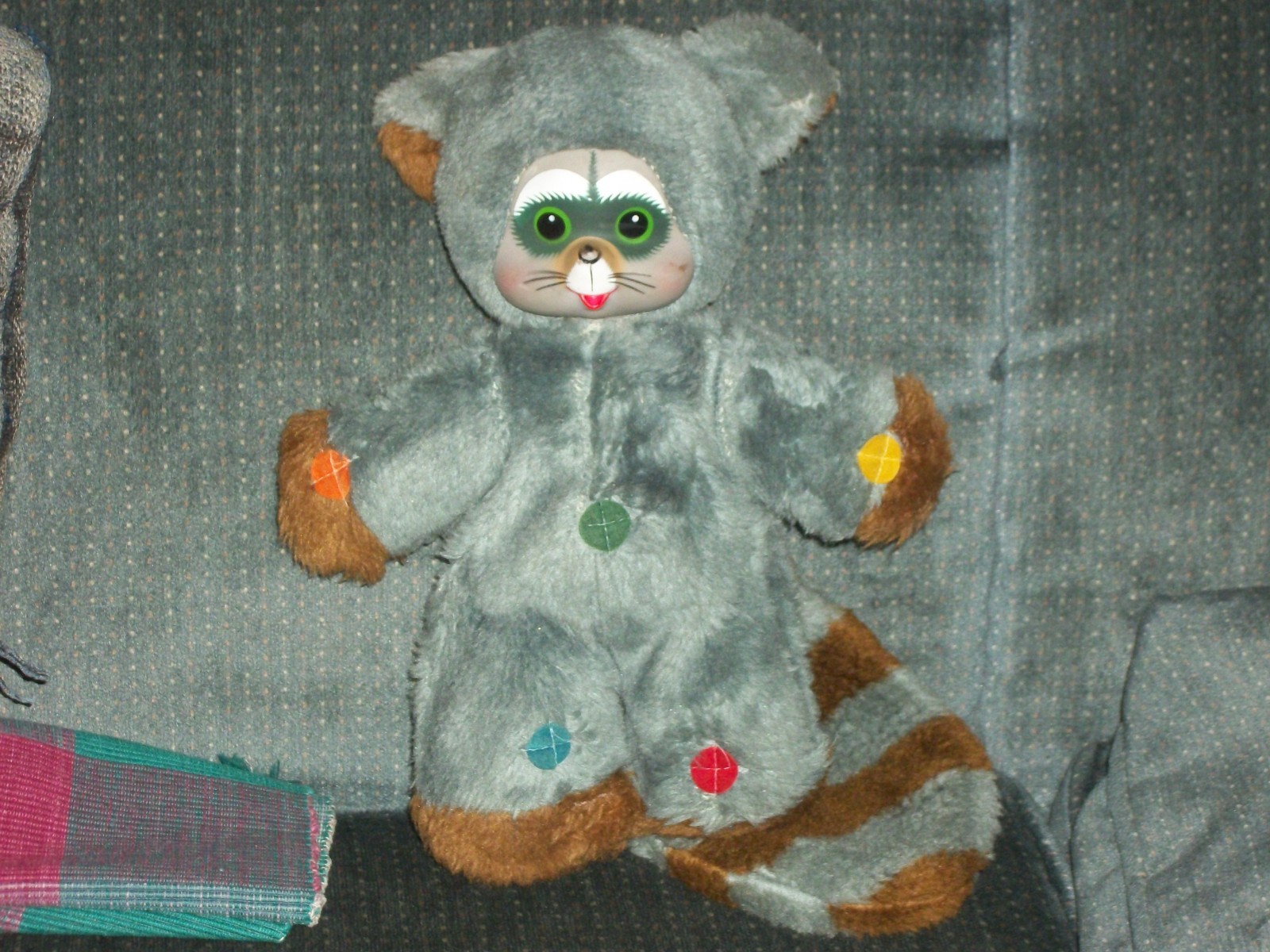 Vintage 1978 MATTEL LOVE NOTES PETS Stuffed RACCOON plush toy