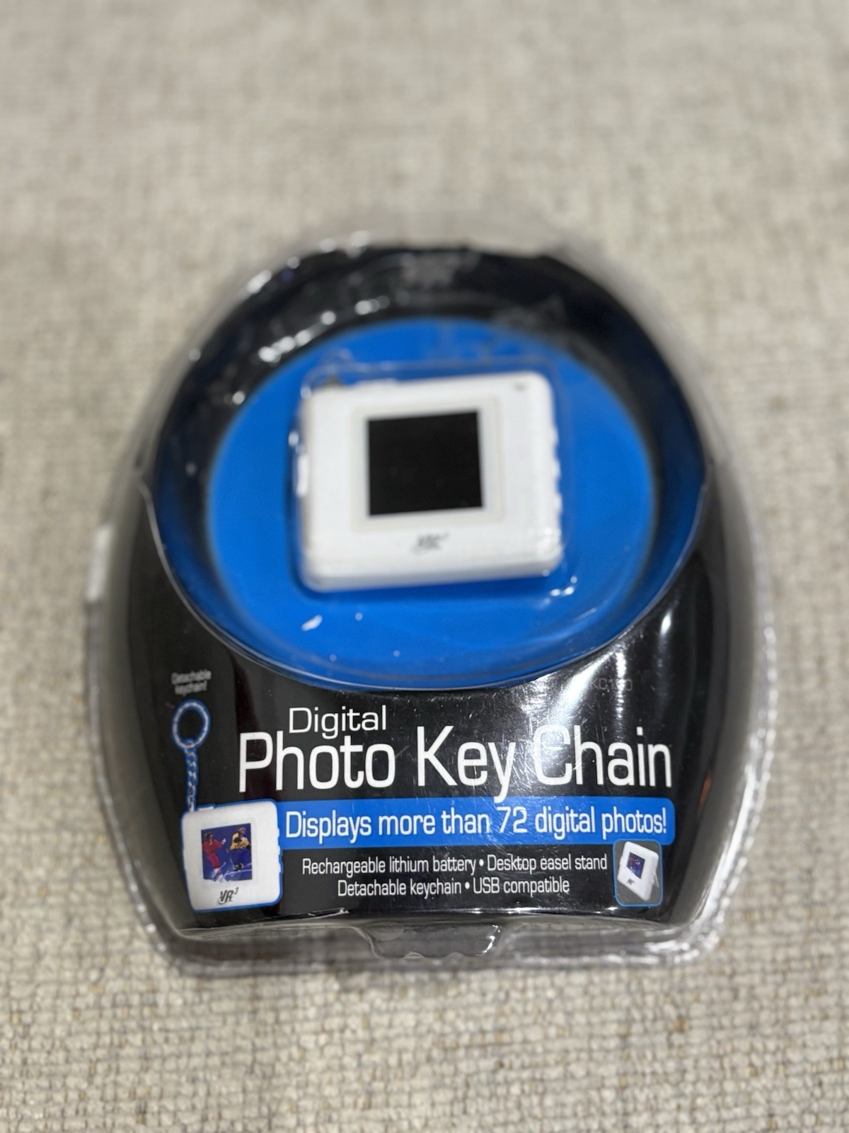 Vintage Digital Photo Key Chain – VR3 Model VKC140