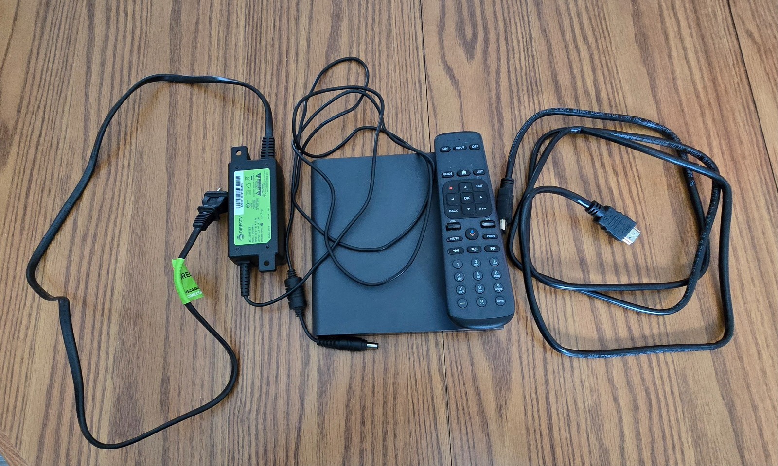 DIRECTV C71KW-400 4K OTT Box Streaming Player with voice remote power cord HDMI