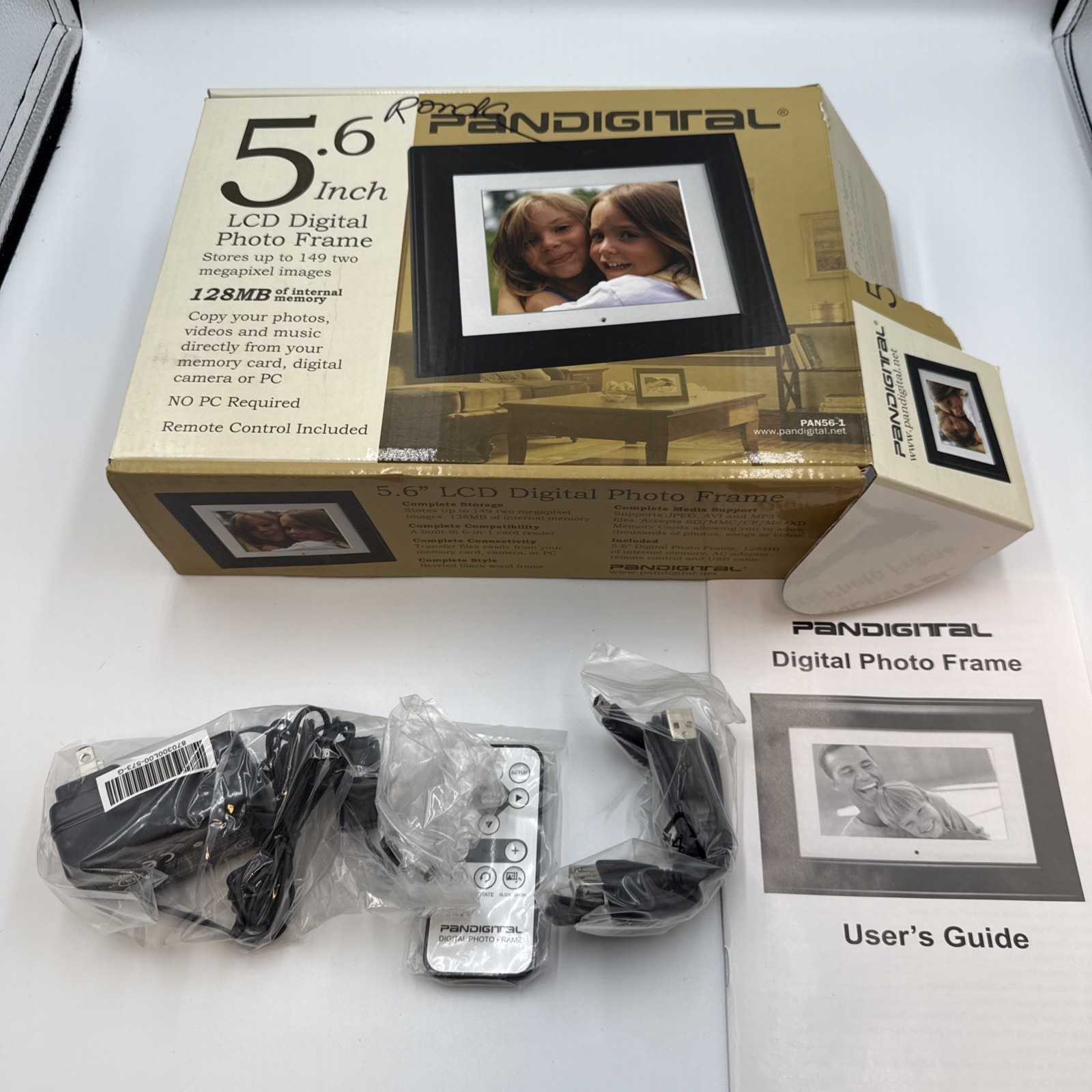 PanDigital 5.6" Tru Photo Digital Photo Frame Pan 56-2 LCD 4:3 w/ Remote 128MB