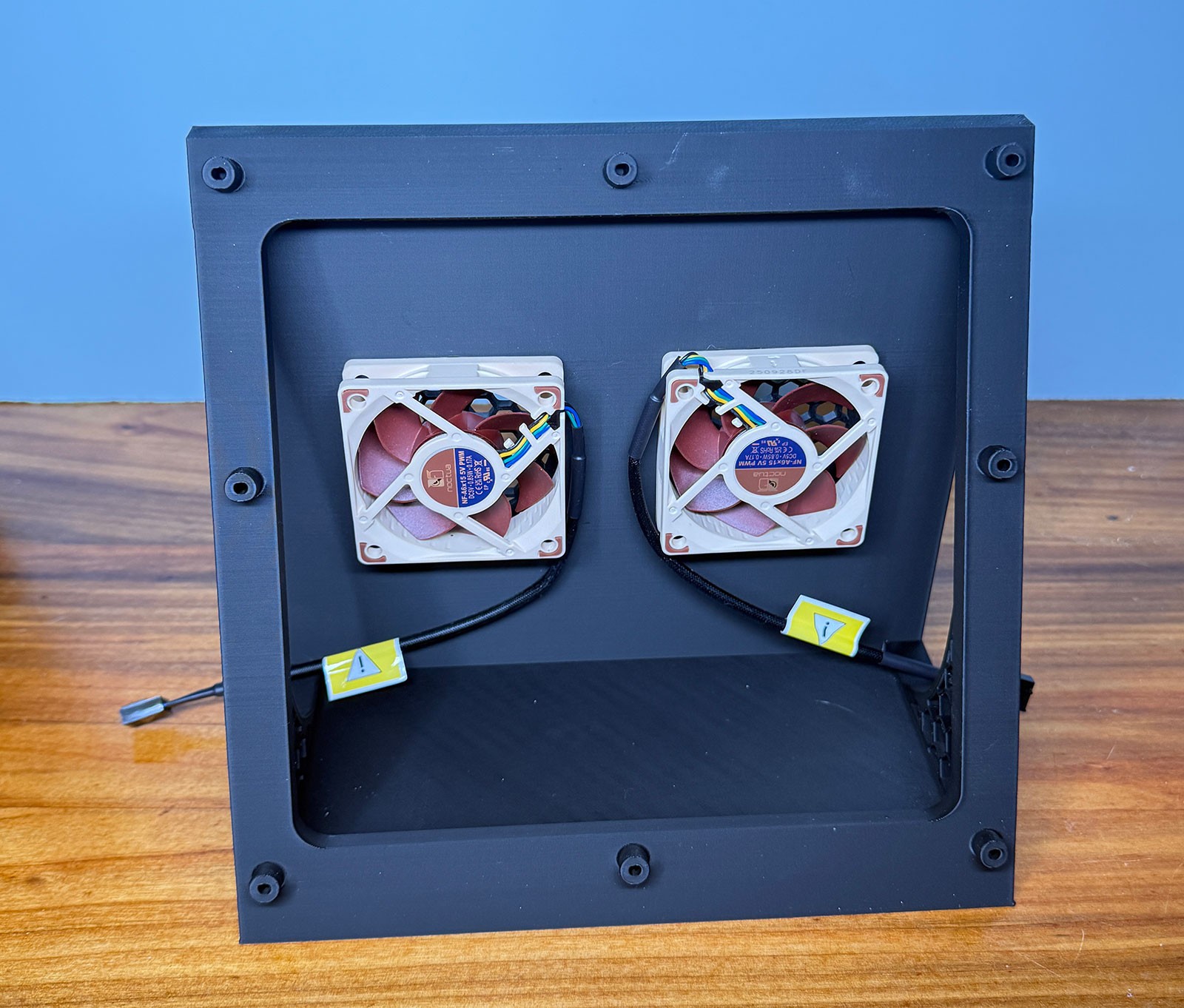 Bitaxe NerdOCTaxe Display Case – Dual 60mm Rear Fan Design - CUSTOM COLORS