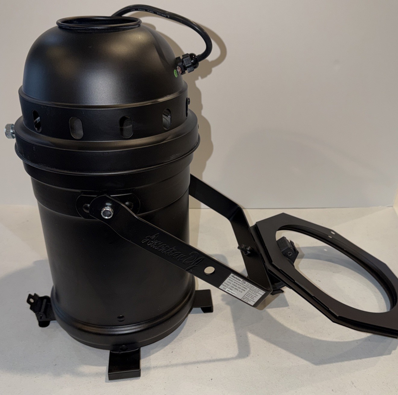 American DJ  64 Black Aluminum Stage light  18.5"x 7.5" 110V Plug -