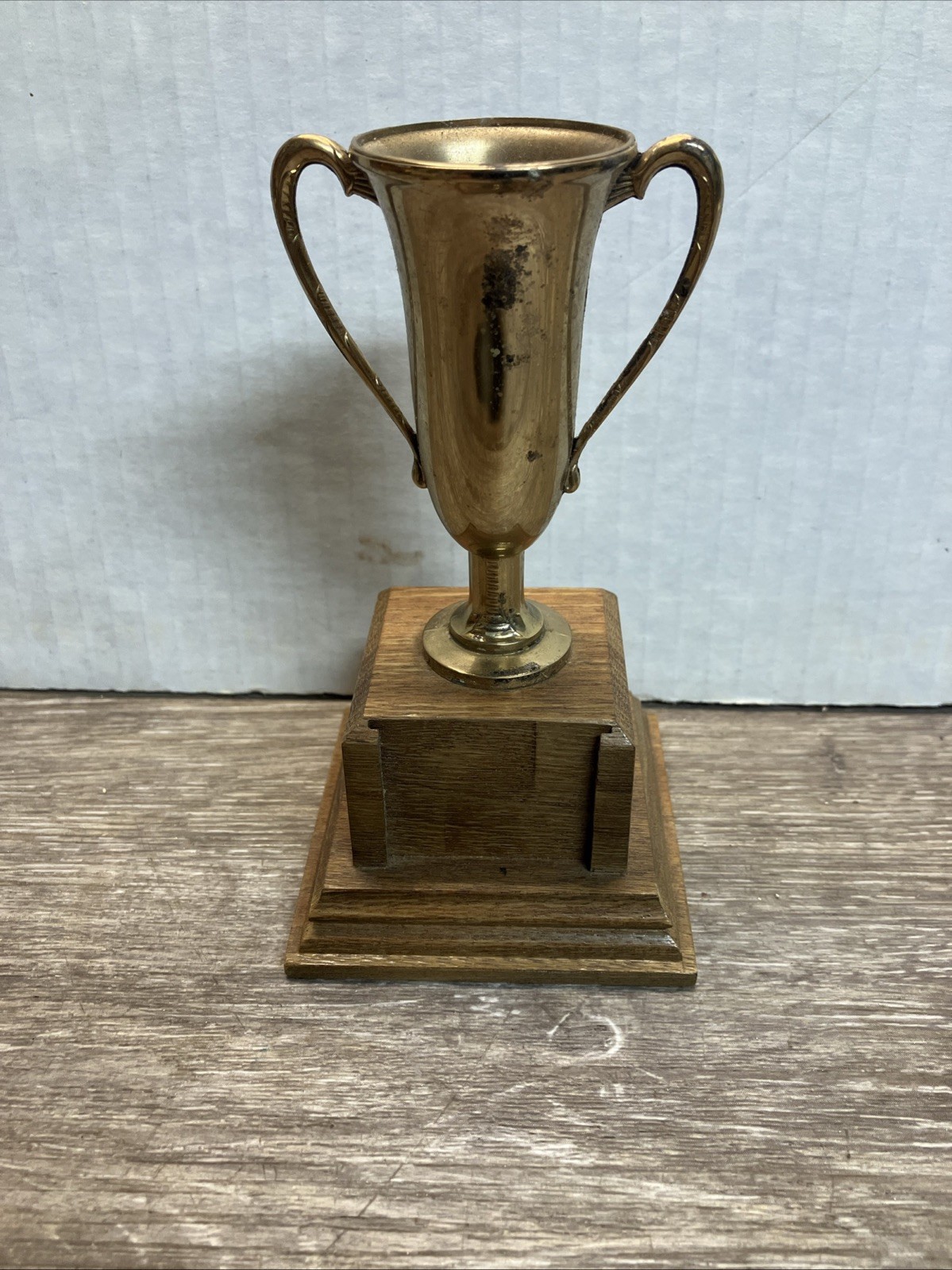 R.S. Owens ??24K plated gold ??loving metal cup solid wood base trophy award
