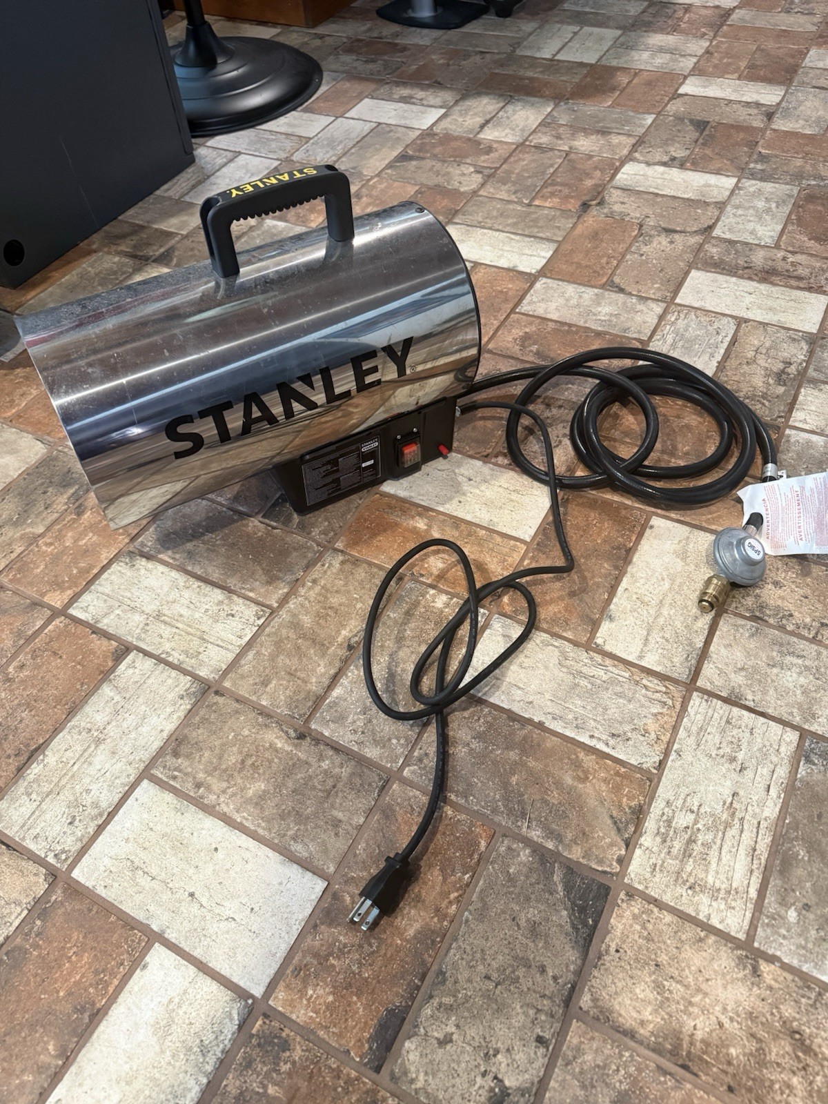 STANLEY ST-60HB2-GFA Gas Forced Air Heater - Black