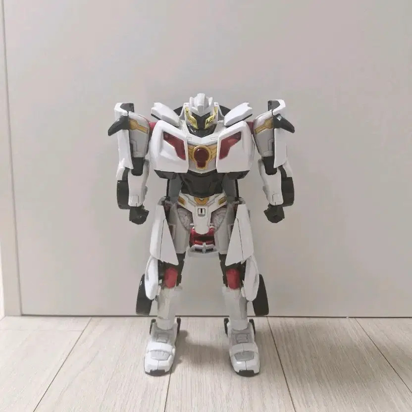 Tobot Evolution Shieldon Y Toy Character Robot Unused