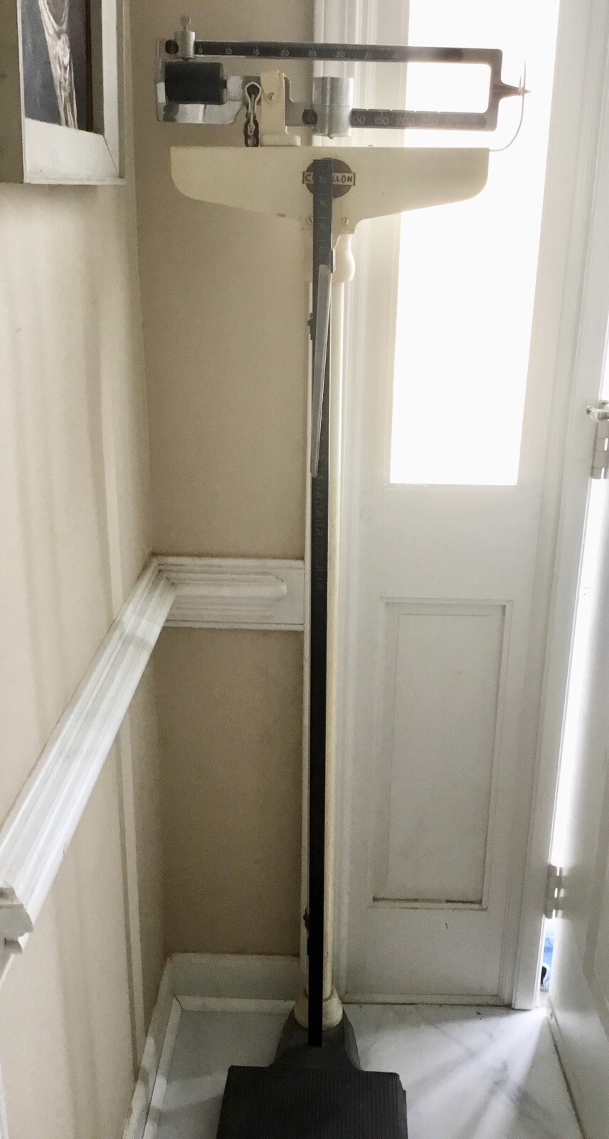 Vintage CHATILLON Vintage Doctor Medical Weight Platform Scale