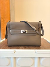 NWT 903 Small Lee Radziwill Pebbled Shoulder Bag Leather Gray 24x18x8cm