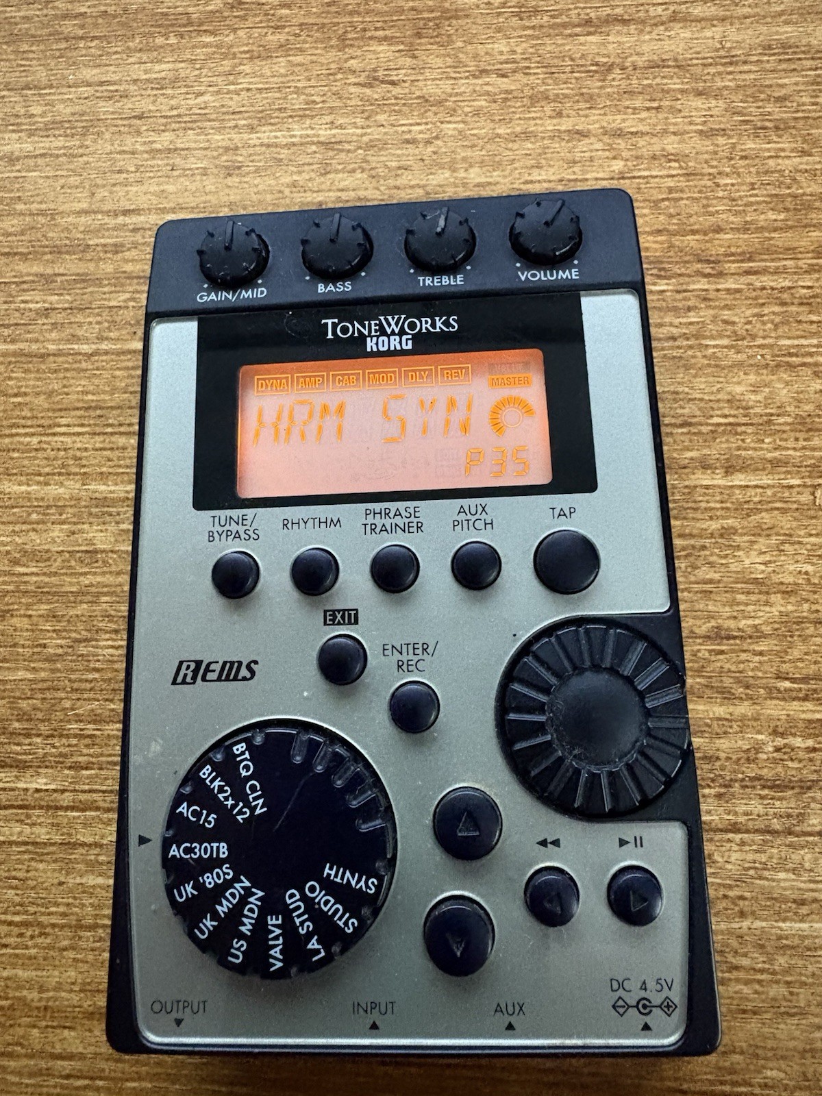 Korg Pandora PX4D Digital Effects Processor for Electric Guitar Bass Guitar