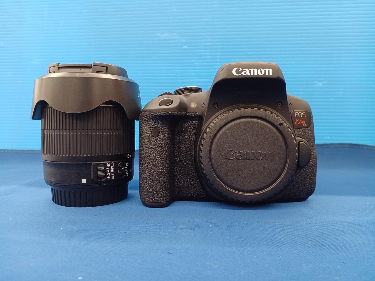 Canon EOS Kiss X8i DSLR Camera Kit with Lens, Charger, Battery, USB From Japan