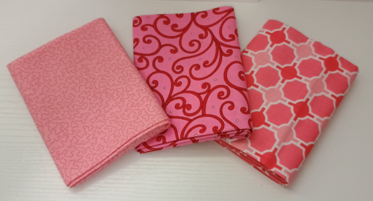 Pink Fat Quarter Bundle - 3 Cordinating Fat Quarter Fabrics