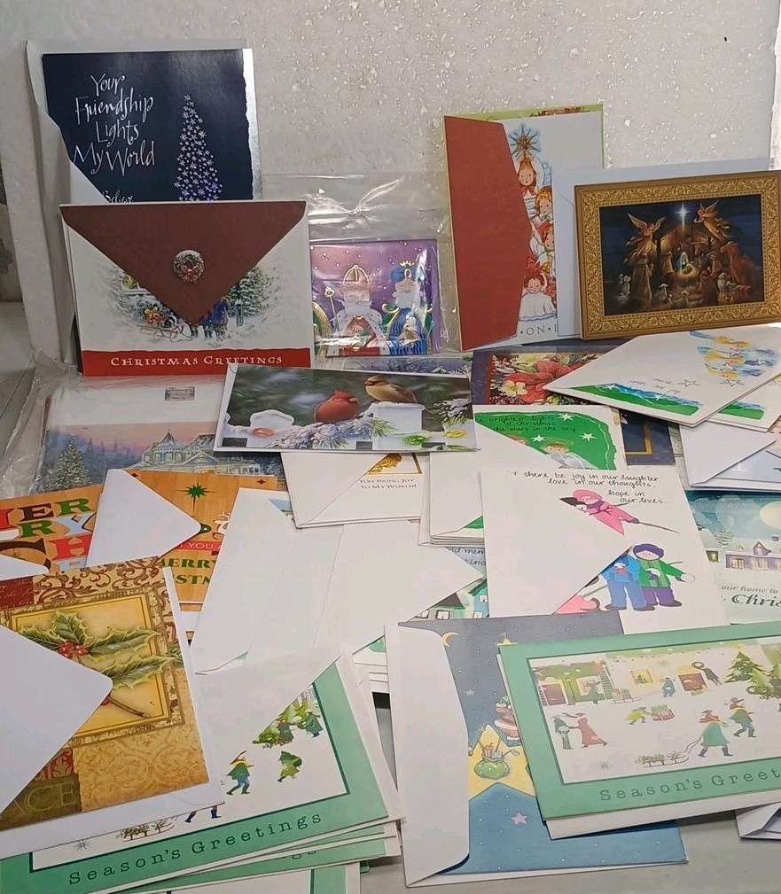 Huge Lot Of Christmas Cards Mixed Brands With Envelopes Over 200 Cards Unused